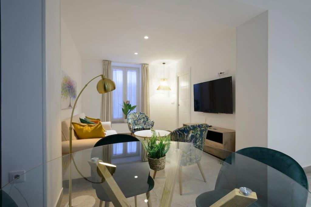 Apartamento Ayres Гранада Екстериор снимка