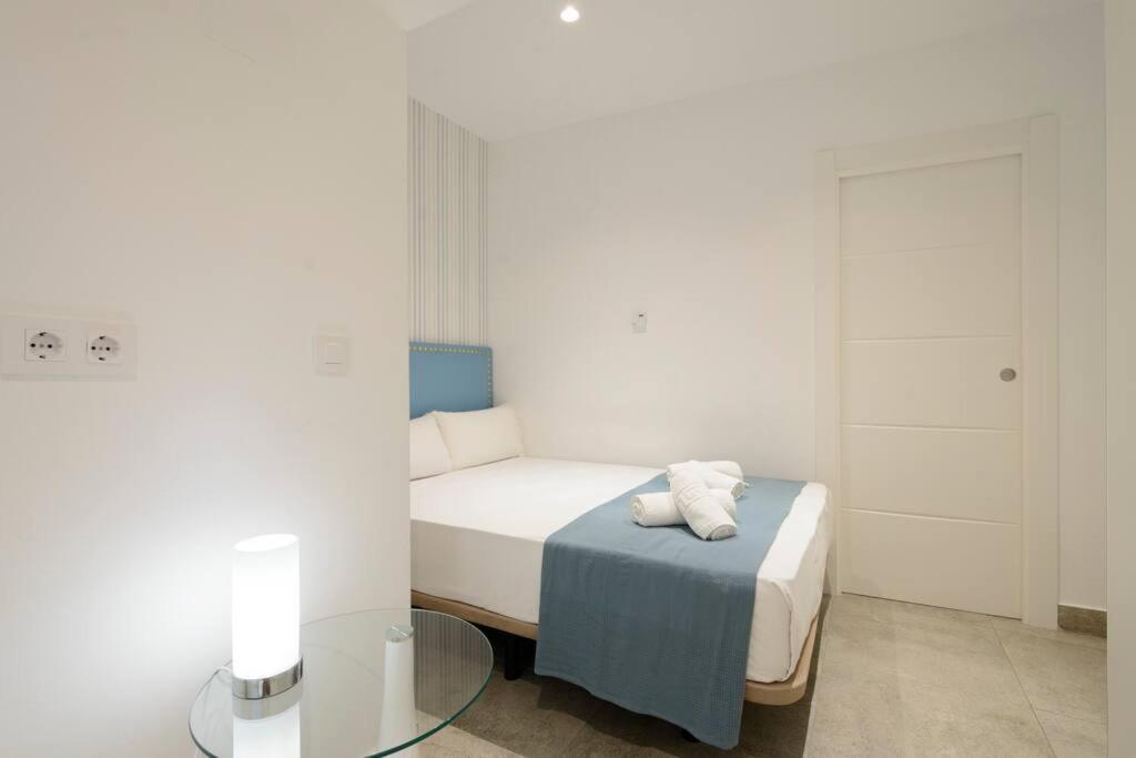 Apartamento Ayres Гранада Екстериор снимка