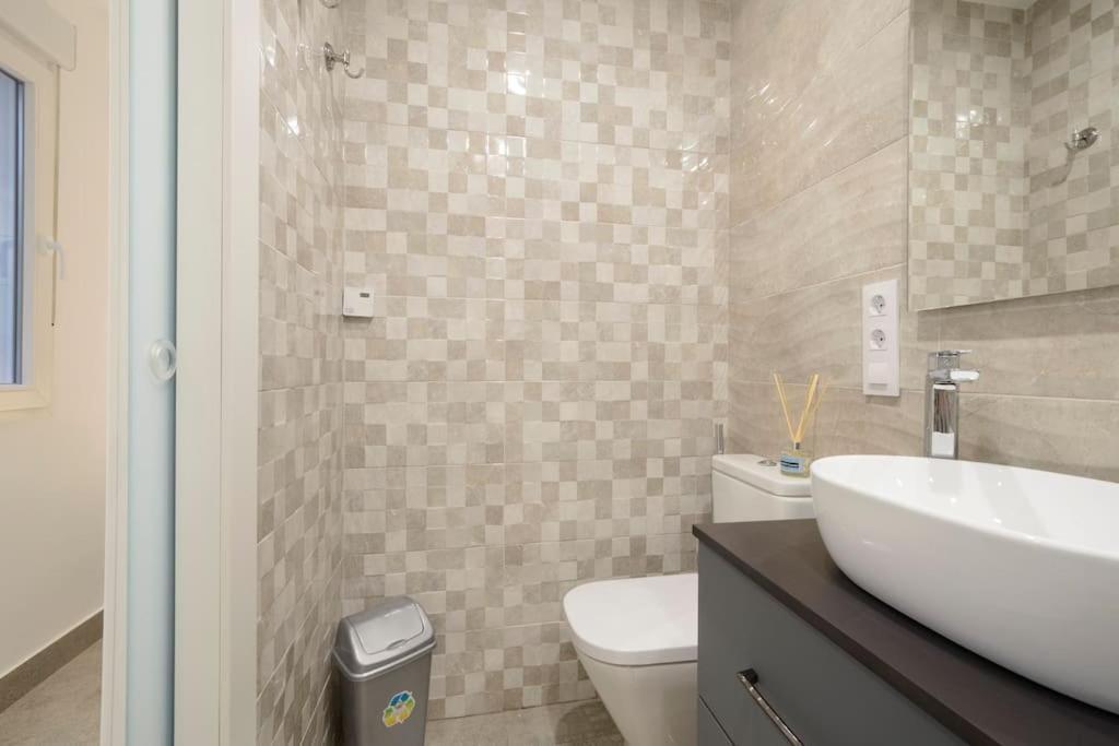 Apartamento Ayres Гранада Екстериор снимка